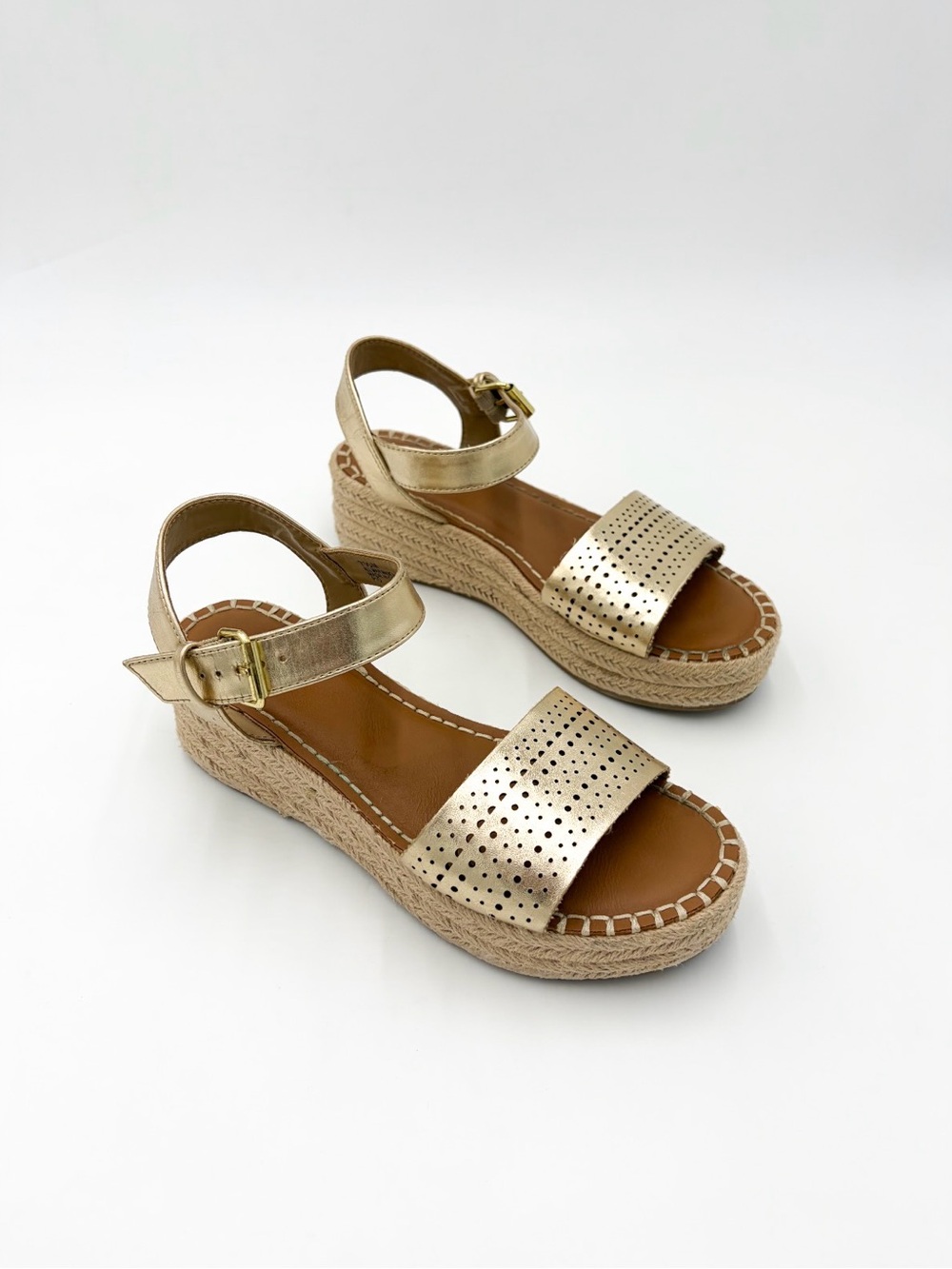 Women’s White Mountain Metallic Gold Espadrille Platform Sandals Size 7.5 - Picture 2 of 13